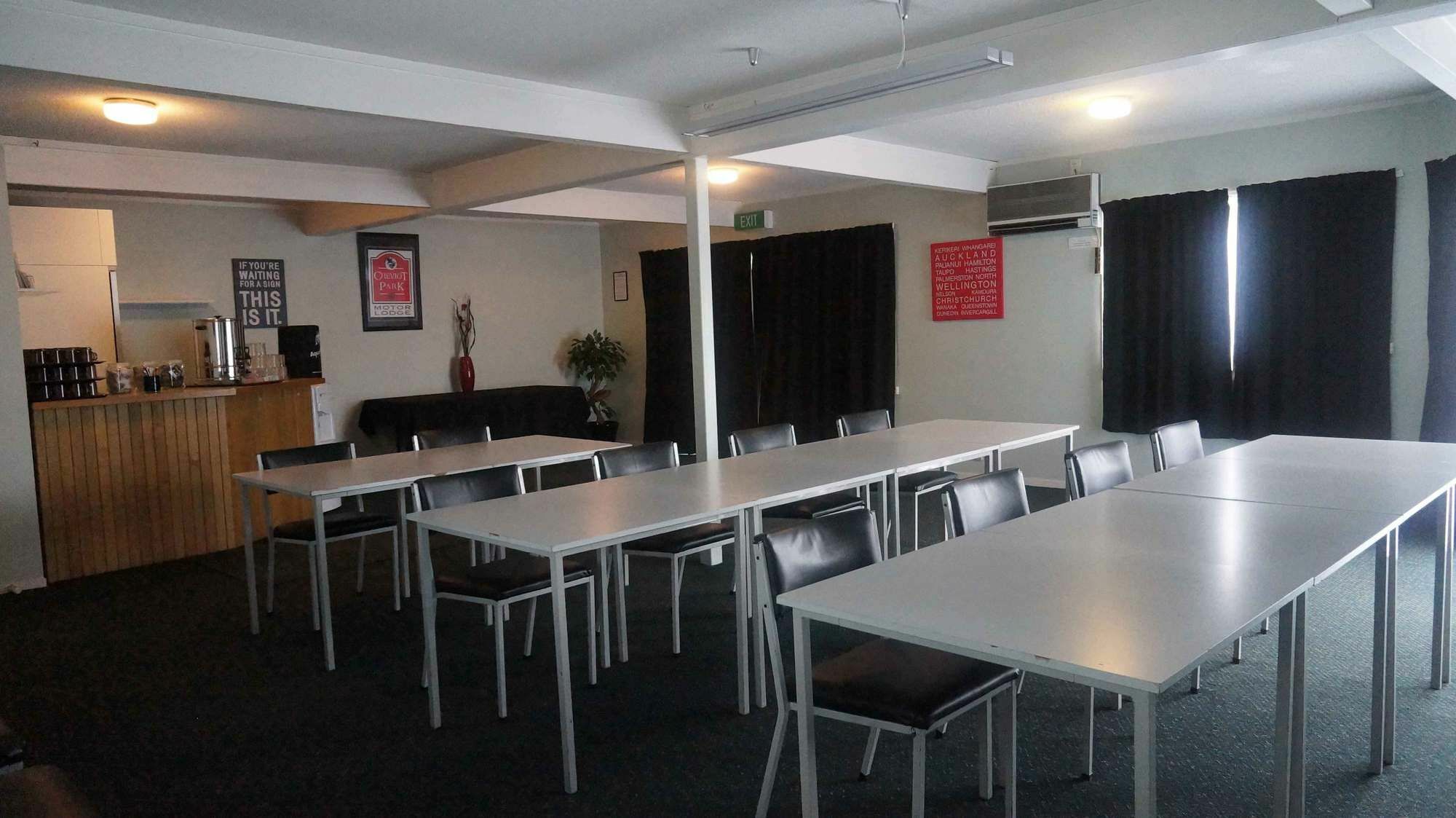 Cheviot Park Motor Lodge Whangarei Bagian luar foto