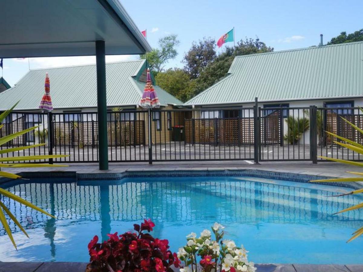 Cheviot Park Motor Lodge Whangarei Bagian luar foto