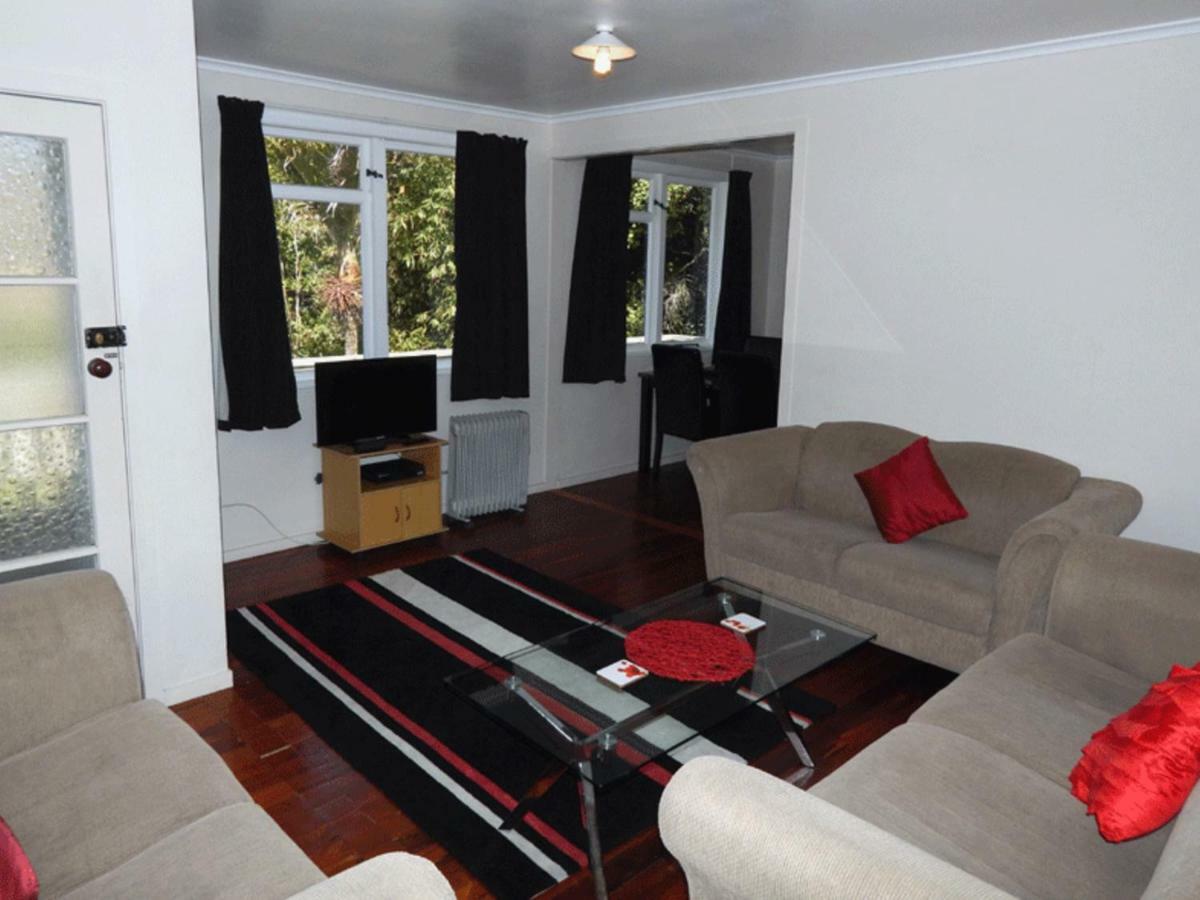 Cheviot Park Motor Lodge Whangarei Bagian luar foto